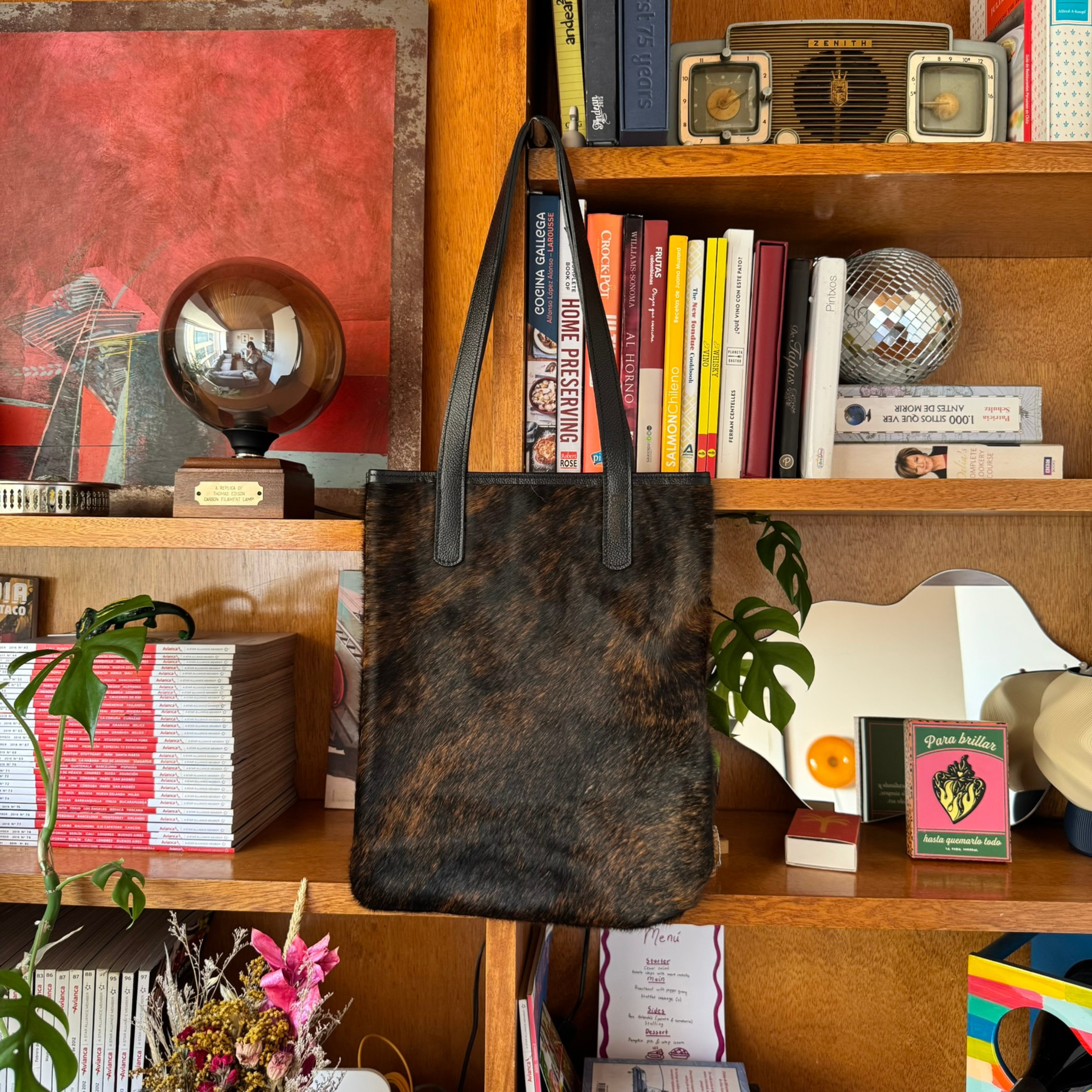 Carteras_y_bolsos_en_cuero_5.png