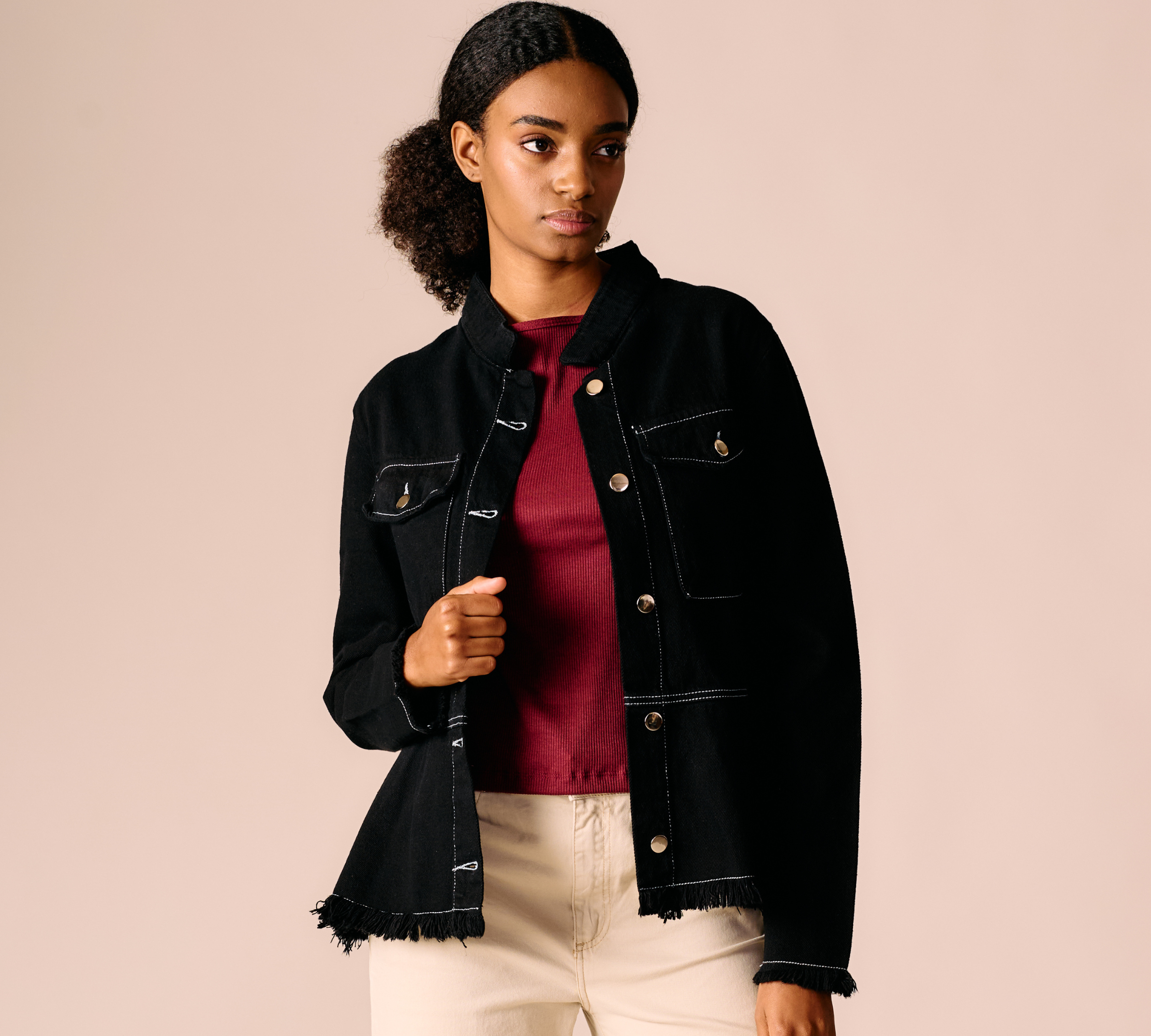 Chaqueta_Jean_Negra_a1c1aa75-e7ca-4f7a-a9ab-505fad4cdb19.png