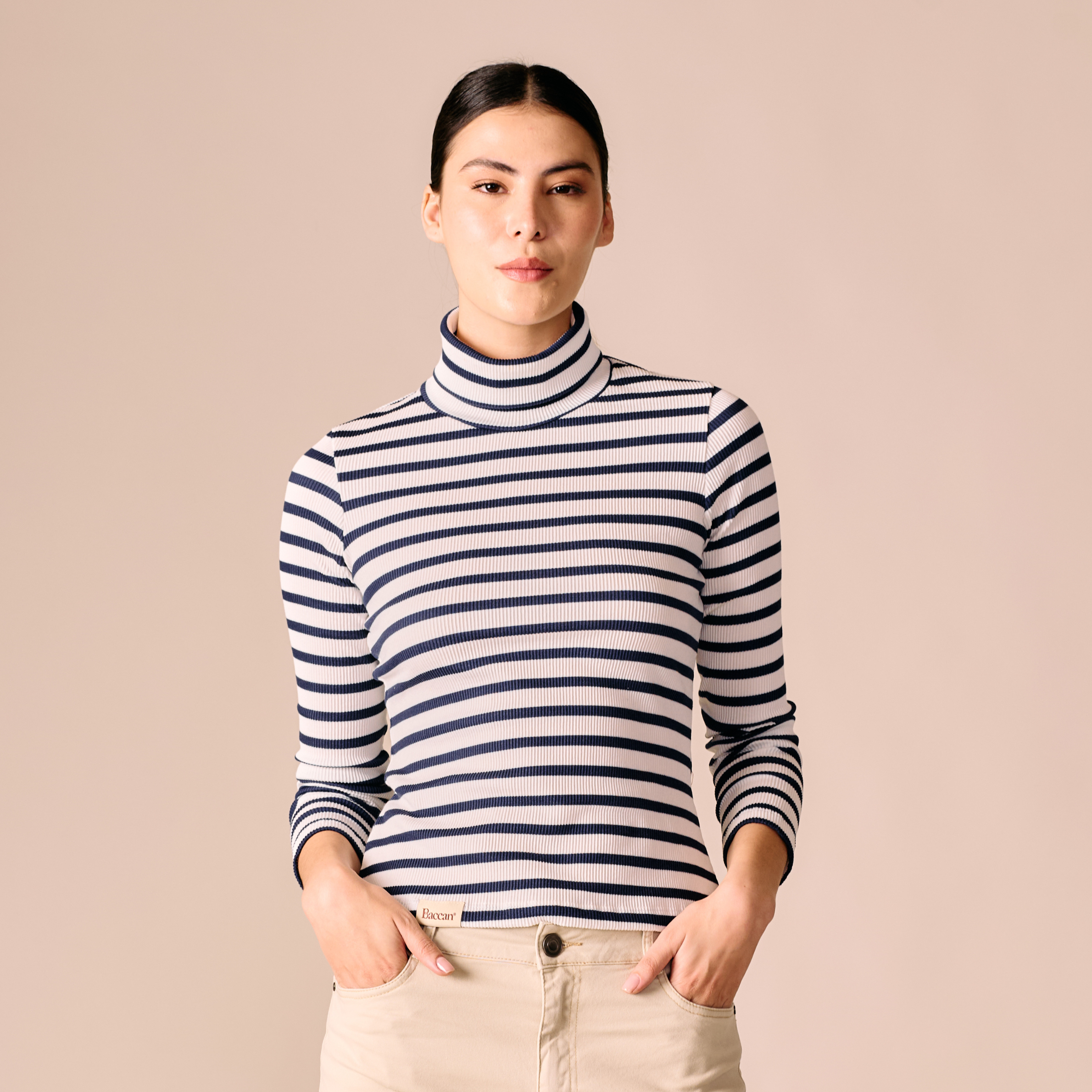 Cuello_Tortuga_Rayas_4456ce32-caa9-40b8-8fca-972c0a77eb14.png